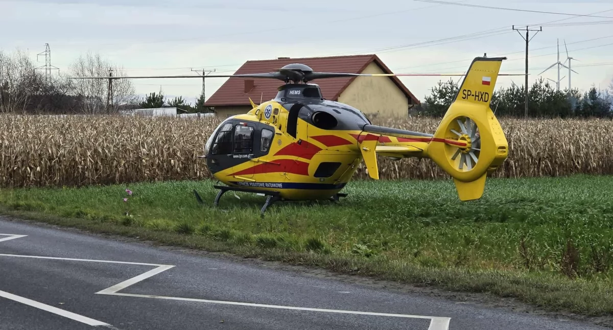 Mężczyzna poturbowany przez byki. Śmigłowiec LPR w akcji
