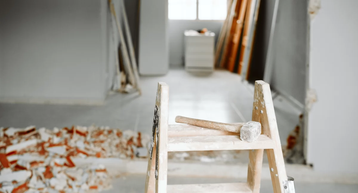 Tragiczny wypadek podczas remontu we Włocławku. PIP ujawnia szczegóły 