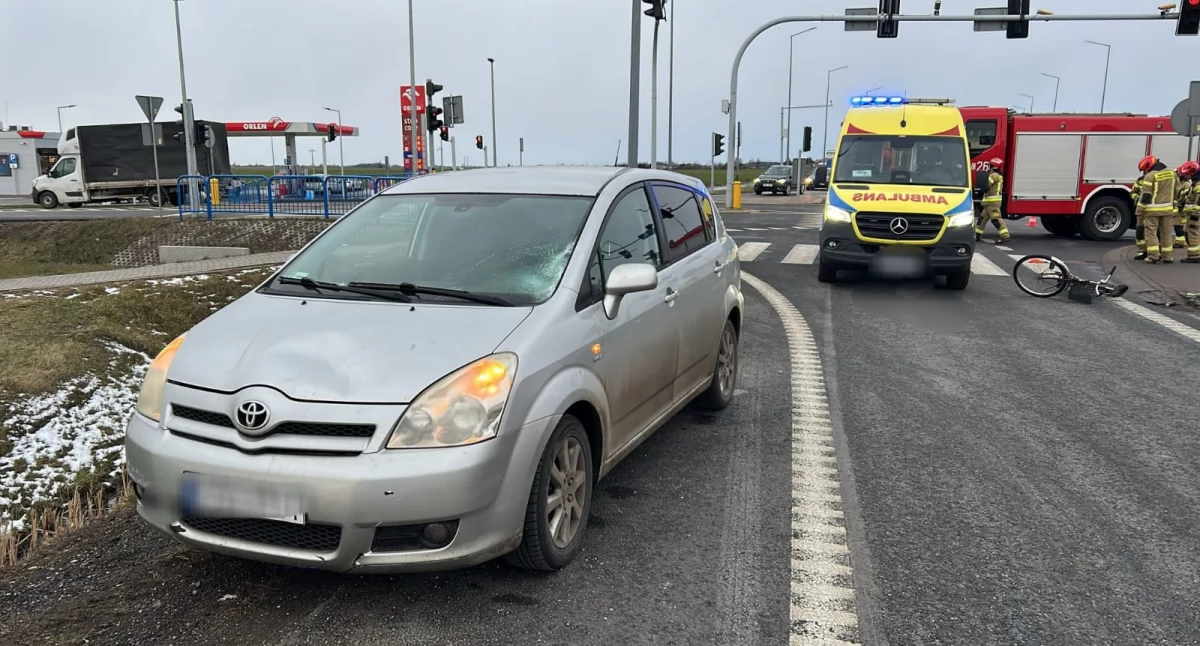 Kobieta potrącona na DK91 w gminie Kowal. Droga w kierunku Łodzi zablokowana