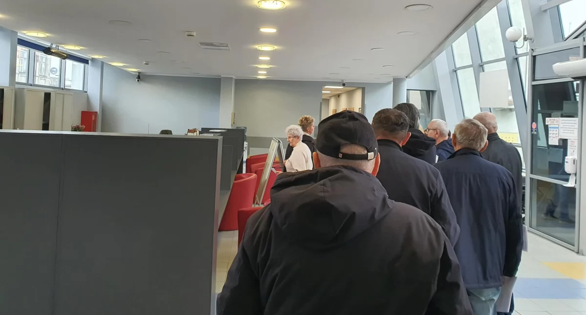 Mieszkańcy Włocławka narzekają na dostęp do lekarzy specjalistów. Jak jest naprawdę?