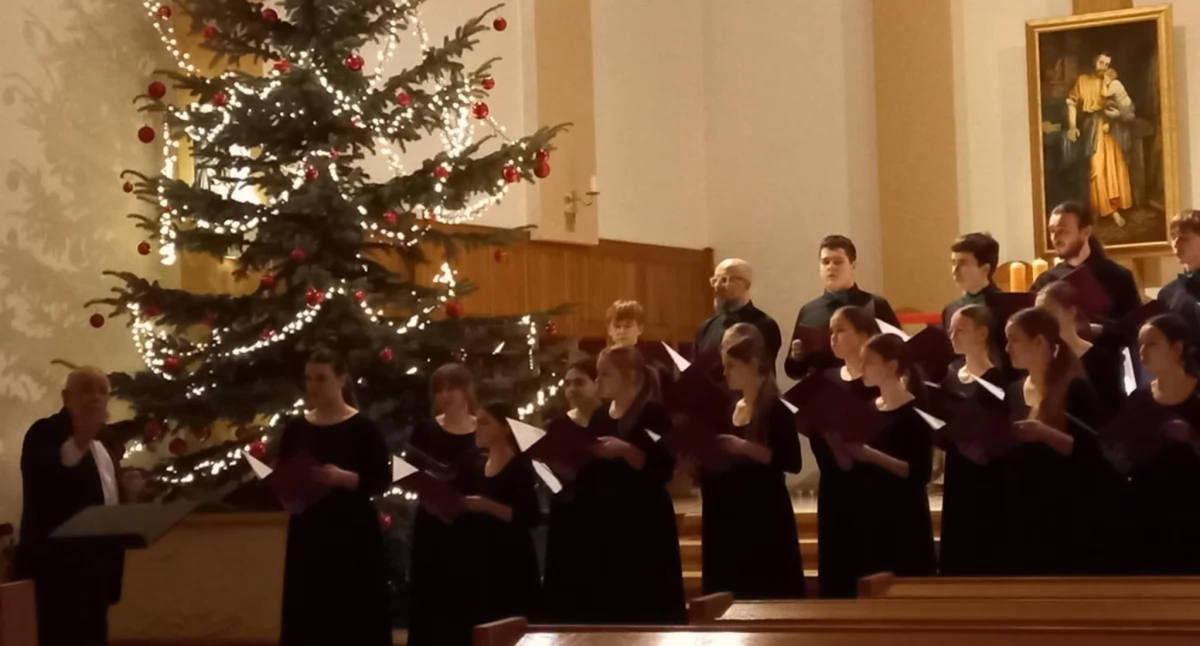 Złote Pasmo dla CANTO. Sukces włocławskiego chóru pod kierunkiem Mariana Szczepańskiego