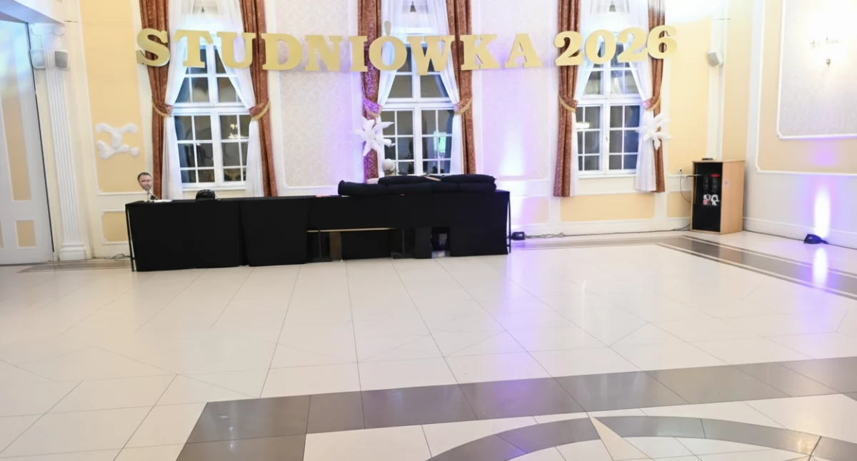 Studniówki Włocławek 2026. Sprawdzamy, które szkoły bawią się 23 i 24 stycznia