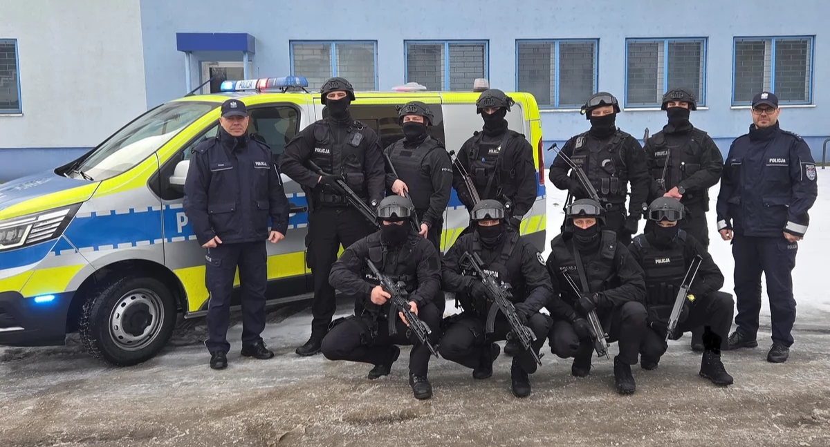Włocławek wzmacnia siły szybkiego reagowania. Nowy sprzęt trafił do policjantów