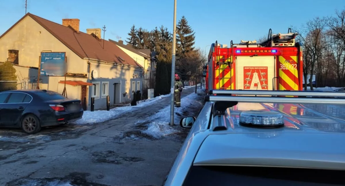 Alarm przy Płockiej we Włocławku! Na miejsce ruszyły cztery zastępy straży pożarnej