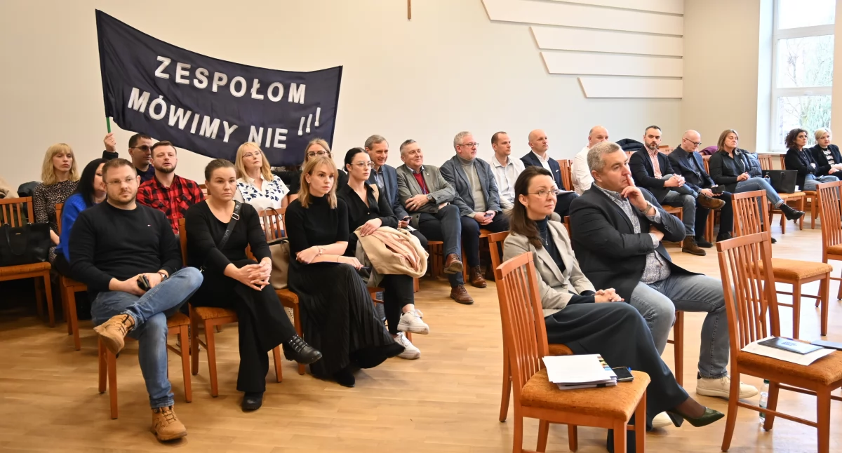 Hucpa, dymisja, likwidacja stanowiska Z-cy Prezydenta oraz spór o 2 miliony. Ostra sesja o łączeniu szkół i przedszkoli we Włocławku