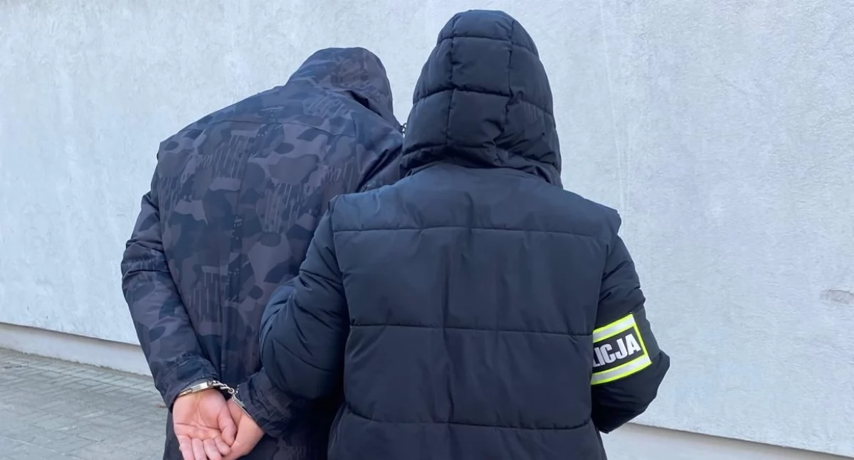 Przewrócili i kopali rowerzystę po całym ciele