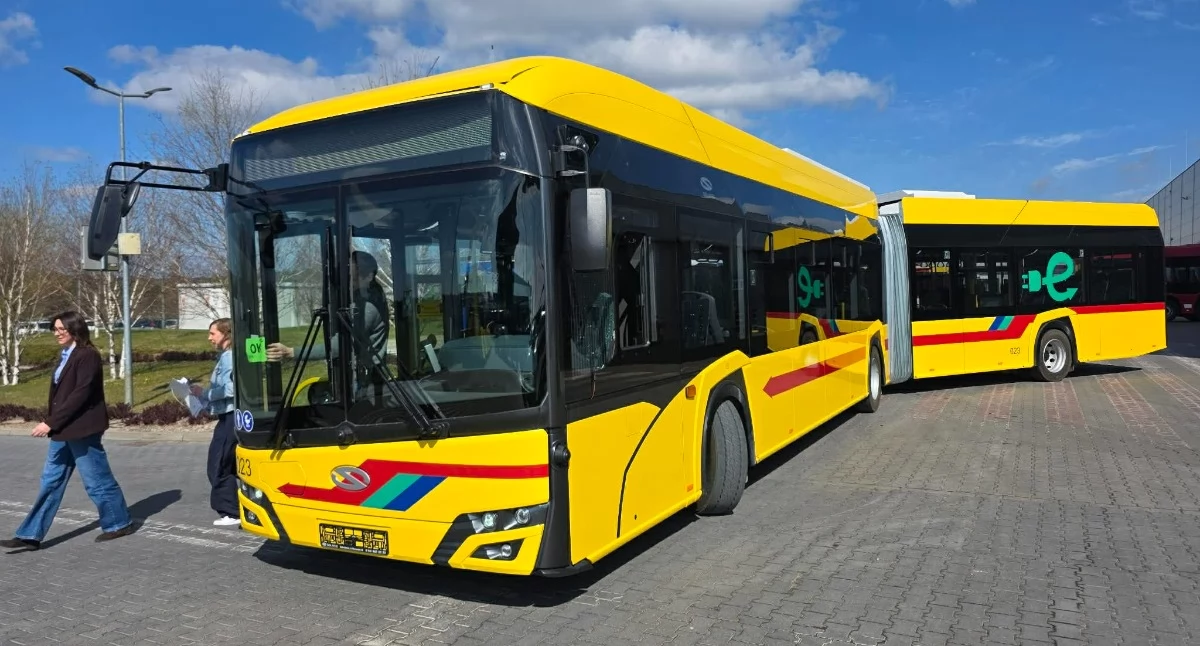 MPK Włocławek świętuje jubileusz i odbiera przegubowce po 25 latach przerwy