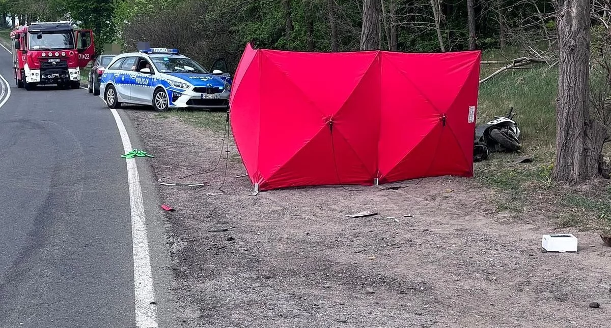 Tragiczny wypadek w Krzyżówkach. Zginął 70-letni motorowerzysta