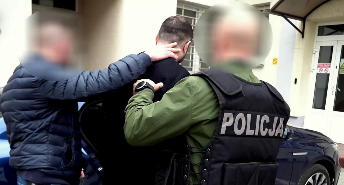 Milionowe straty i zarzuty we Włocławku. Czterech Mołdawian włamywało się do sklepów