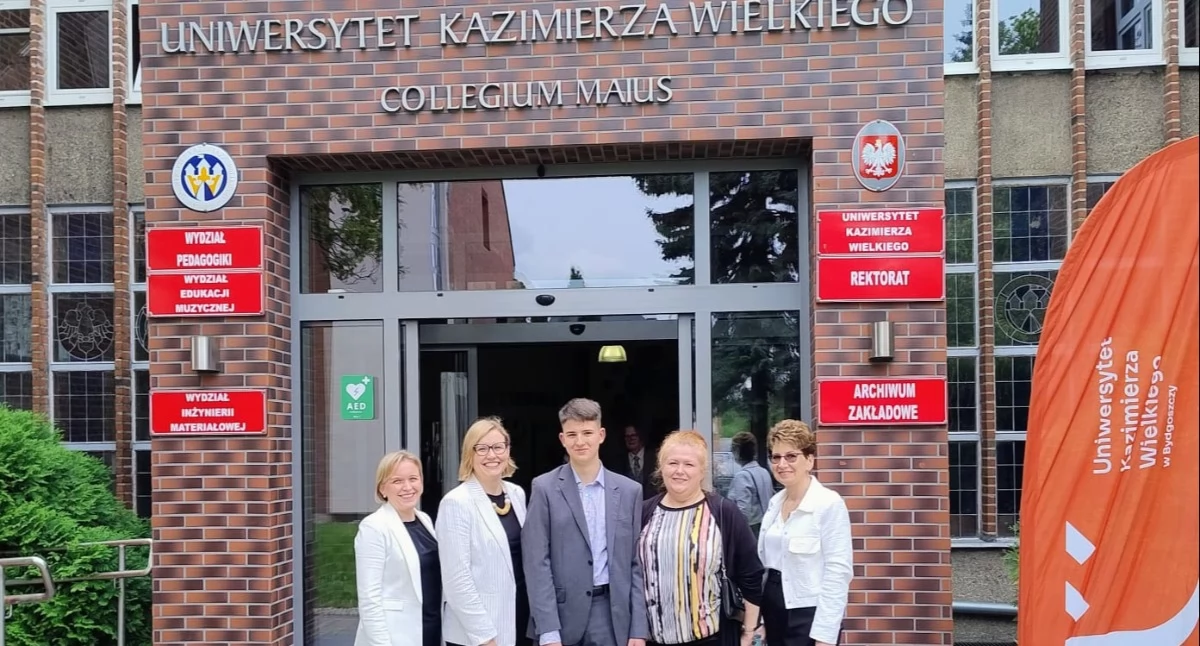 Kolejny sukces Kazimierza Kupisza ze szkoły w Kłóbce. Tym razem został uhonorowany w Bydgoszczy