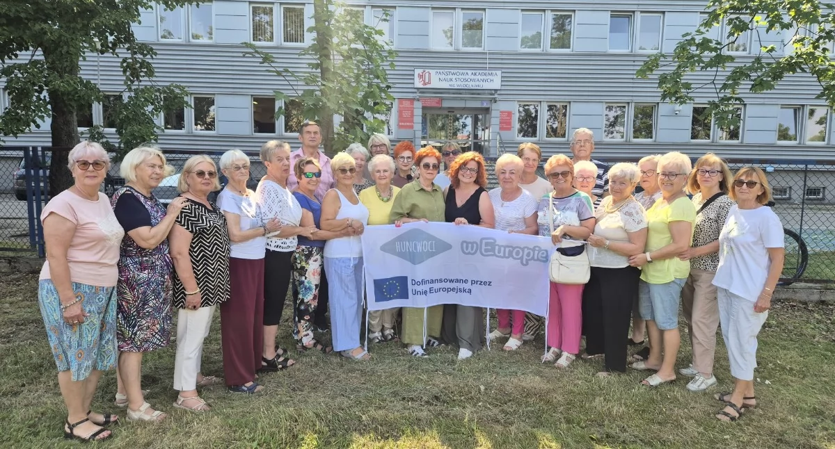 Program Erasmus+ otwiera przed osobami starszymi nowe możliwości nauki, rozwoju i aktywnego uczestnictwa w życiu społecznym   