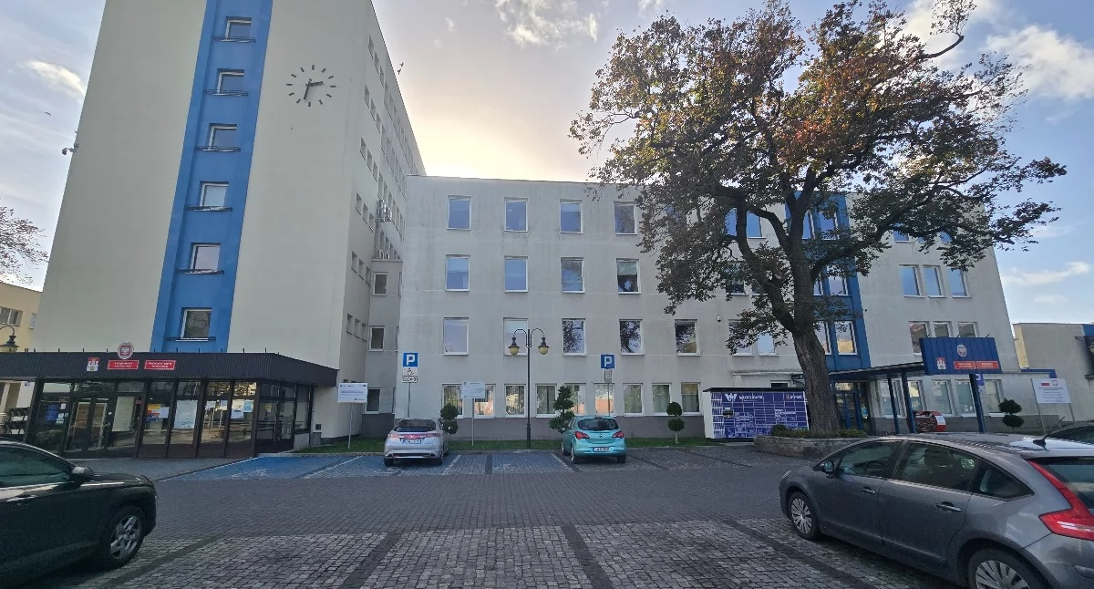 Praca we Włocławku. Dwie placówki szukają ludzi, a czasu na złożenie dokumentów jest niewiele