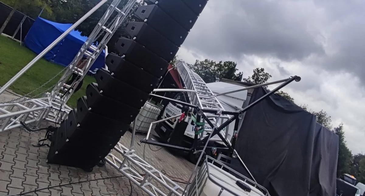 Scena Freshland Festival we Włocławku runęła przez silny wiatr. Co dalej z imprezą?
