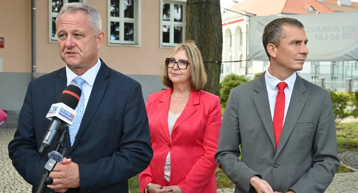 Miejska inauguracja w Chemiku. Nowy rok szkolny we Włocławku bez dzwonków i komórek. Zdjęcia