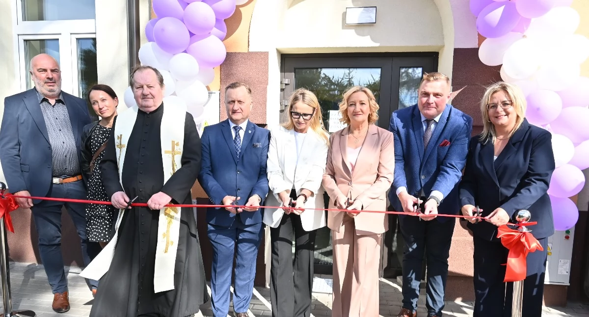 Dawna szkoła w Zosinie dostała nowe życie. Lawendowy Dworek ma służyć mieszkańcom przez lata