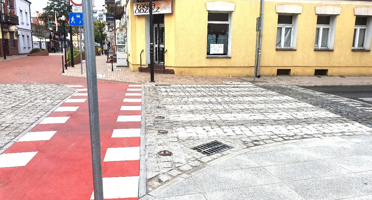 Nowy pomysł na przejścia we Włocławku. Światło ma reagować, gdy pojawi się pieszy