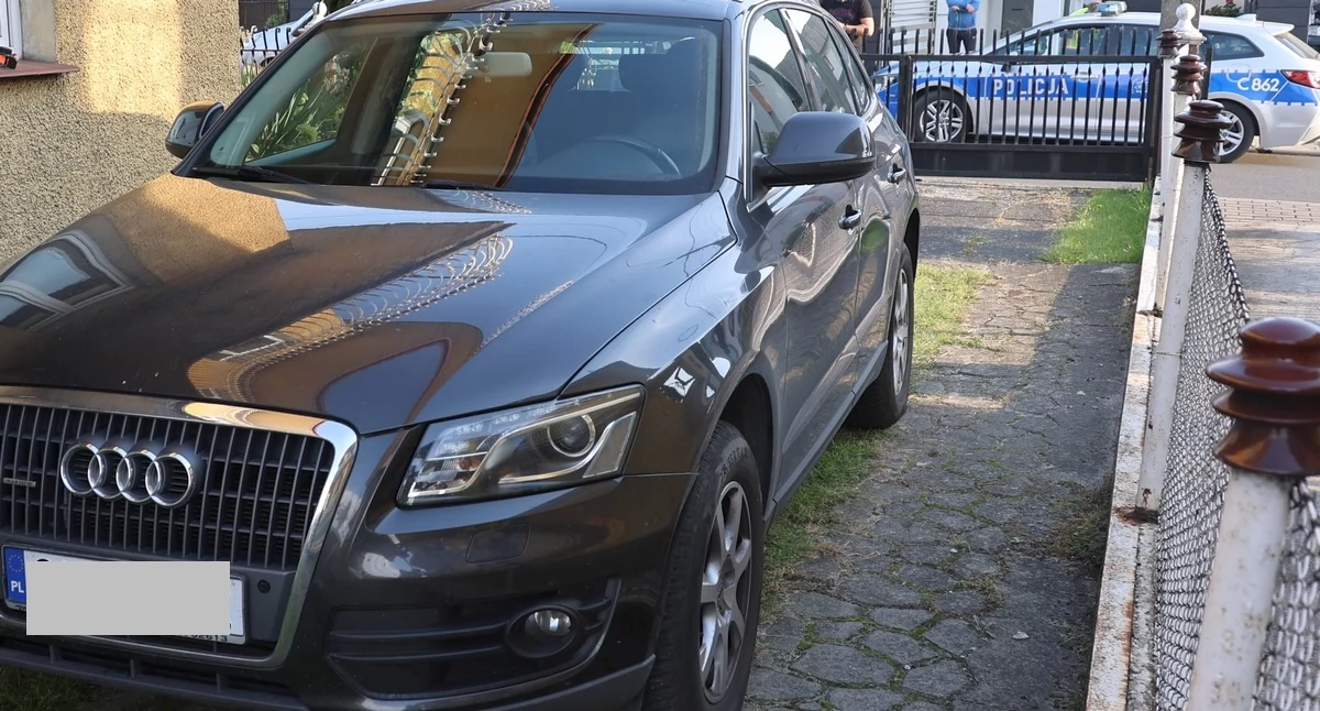 Cofając Audi, uderzył w zaparkowane Volvo i odjechał. Miał ponad 1,5 promila