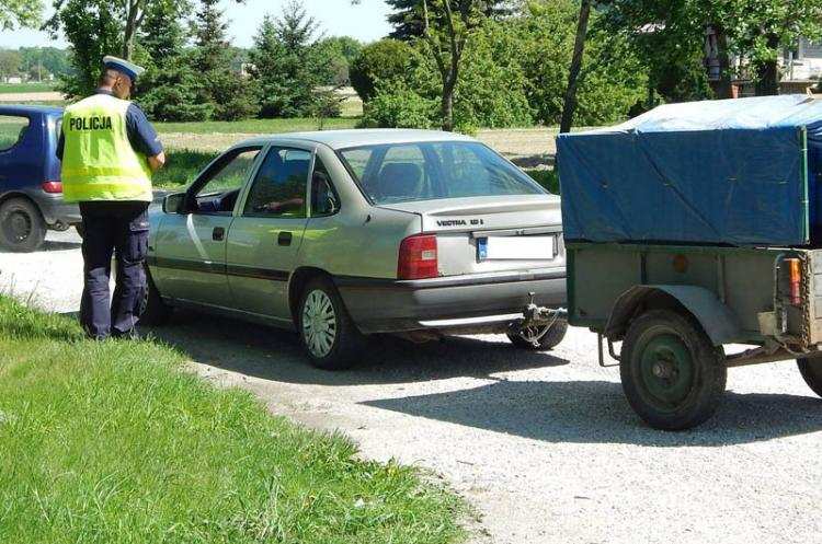 61 skontrolowanych pojazdów, 7 zatrzymanych dowodów rejestracyjnych. Akcja policji w regionie