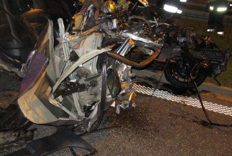Tragiczny wypadek na A1! Kierowca BMW nie żyje, trzej pasażerowie trafili do szpitala [FOTO]