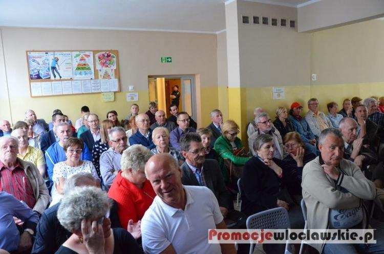 Prezydent Włocławka spotkał się z mieszkańcami przy ulicy Żytniej [ZDJĘCIA]