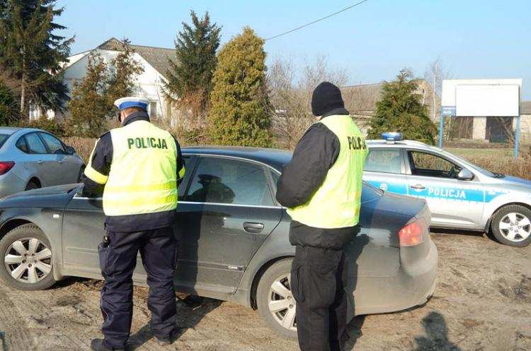 Kolejna akcja policji. 45 kontroli, 11 mandatów i 2 zatrzymane dowody rejestracyjne