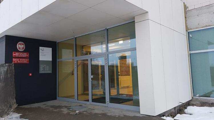 Nie chcesz składać zeznania PIT? Skarbówka zrobi to za Ciebie. Jest jednak warunek