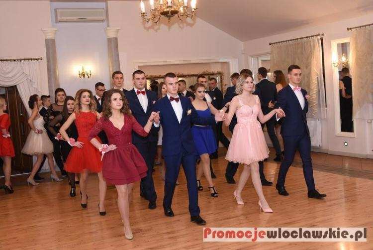 Studniówki 2018 Włocławek. Pierwsza studniówka za nami [ZDJĘCIA i VIDEO]