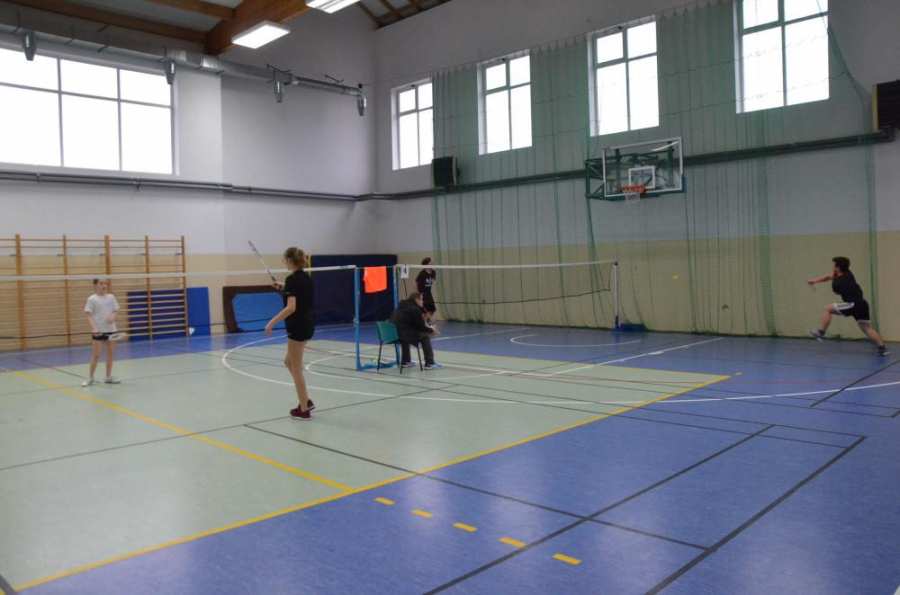 IV Mikołajkowy Turniej Badmintona w Smólniku