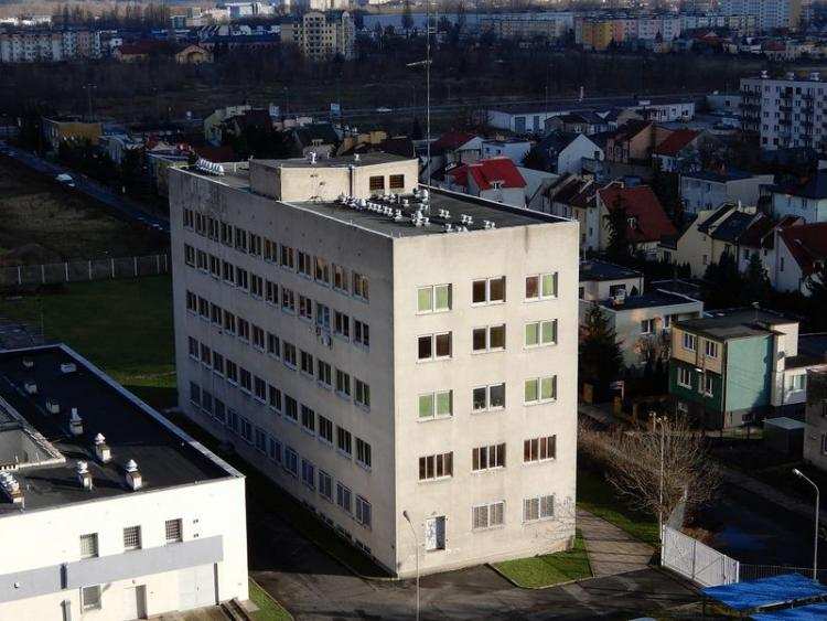 Budynek Policji we Włocławku zmieni się nie do poznania. Zobacz jak [ZDJĘCIA]