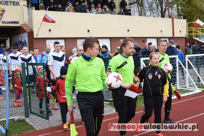 Święto Niepodległości 2017 Brześć Kujawski: Mecz Łokietek Brześć - Szubinianka Szubin
