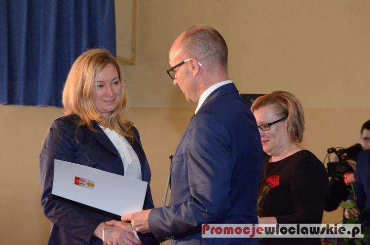 Blisko 300 tysięcy na nagrody dla nauczycieli. Dzień Edukacji Narodowej we Włocławku [ZDJĘCIA]