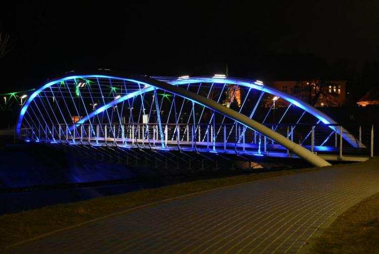 16-latka wpadła do rzeki Zgłowiączki we Włocławku! Akcja ratunkowa WOPR