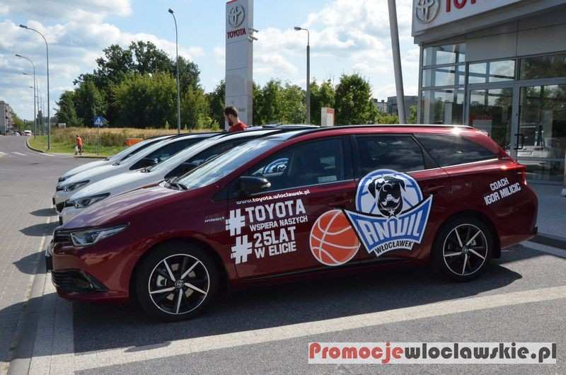 Koszykarze ANWILU będą jeździć TOYOTAMI