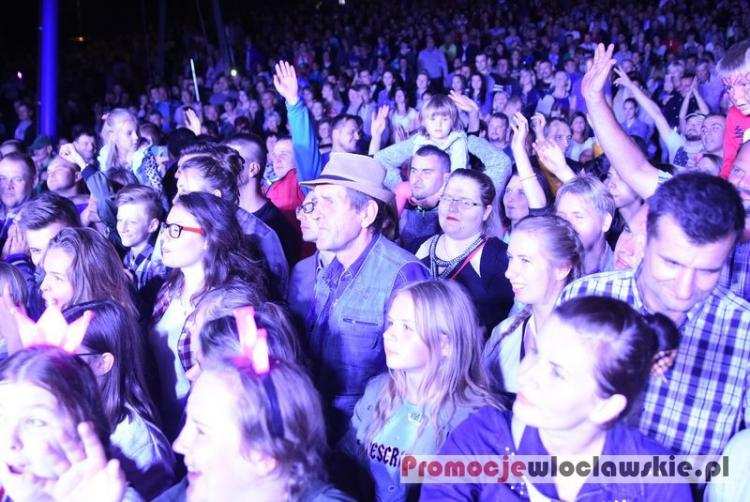 Tłumy nad Jeziorem w Lubieniu. Zabawa z gwiazdami [ZDJĘCIA]