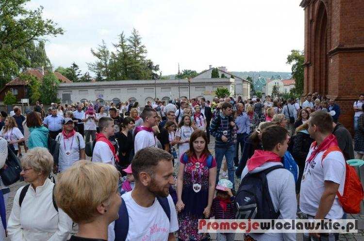 Włocławska Pielgrzymka 2017 wyruszyła na Jasną Górę [ZDJĘCIA]