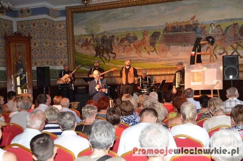 Koncert piosenek powstańczych i patriotycznych w Starej Remizie