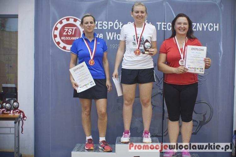 Po 34 latach powróciły do Włocławka zmagania  w badmintonie [ZDJĘCIA, WYNIKI]