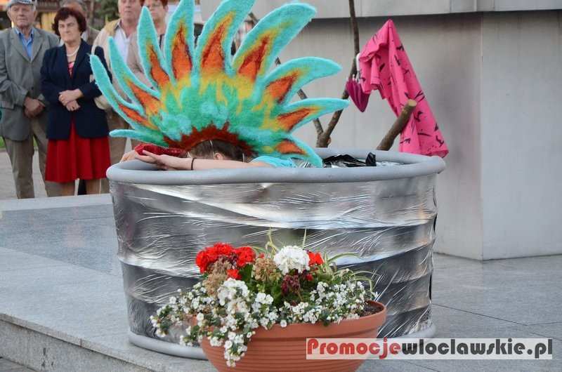 Międzynarodowy festiwal sztuki ulicznej.  Brukarnia  Włocławek 2017