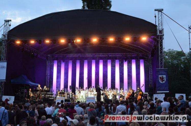 Koncert UWIELBIENIE w Boże Ciało we Włocławku. Musisz tam być !!!