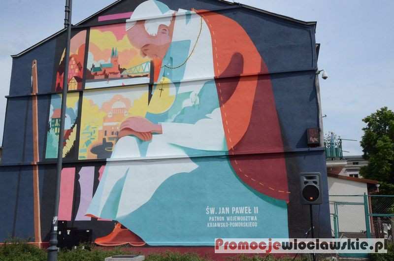 Odsłonięcie muralu przygotowanego z okazji Święta Województwa we Włocławku