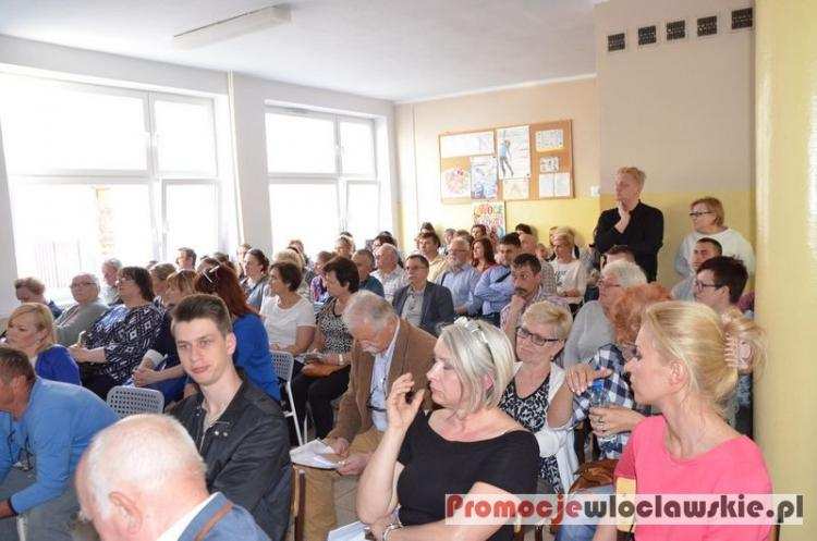 Burzliwe spotkanie mieszkańców z Prezydentem Włocławka. Było gorąco ! [ZDJĘCIA]