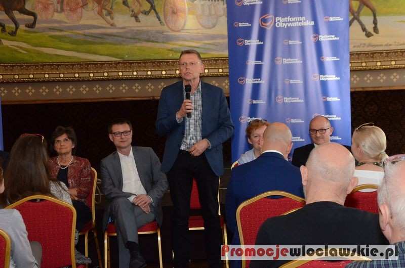 Mieszkańcy Włocławka debatowali  z parlamentarzystami PO we Włocławku