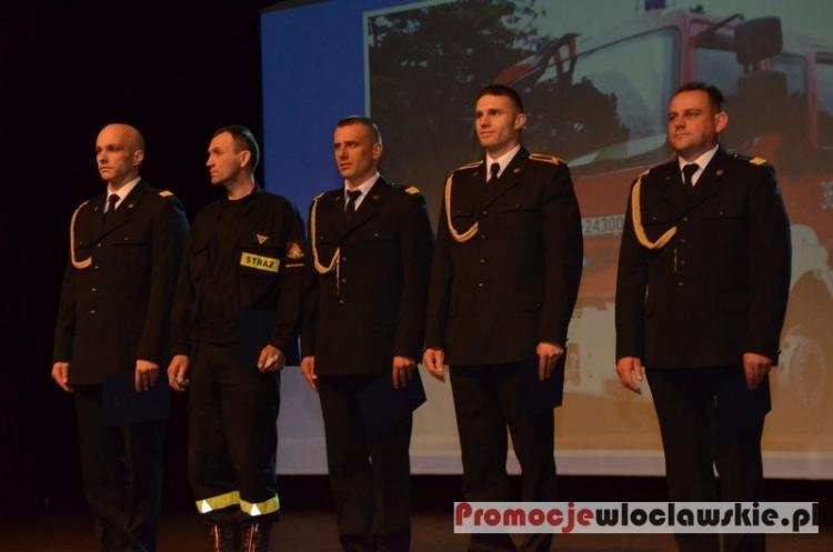 Dzień Strażaka 2017 we Włocławku za nami. Kto awansował a kto został odznaczony?