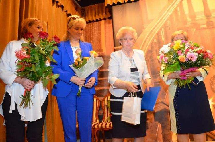 Walczą o godną pracę. Święto pielęgniarek i położnych we Włocławku [ZDJĘCIA]