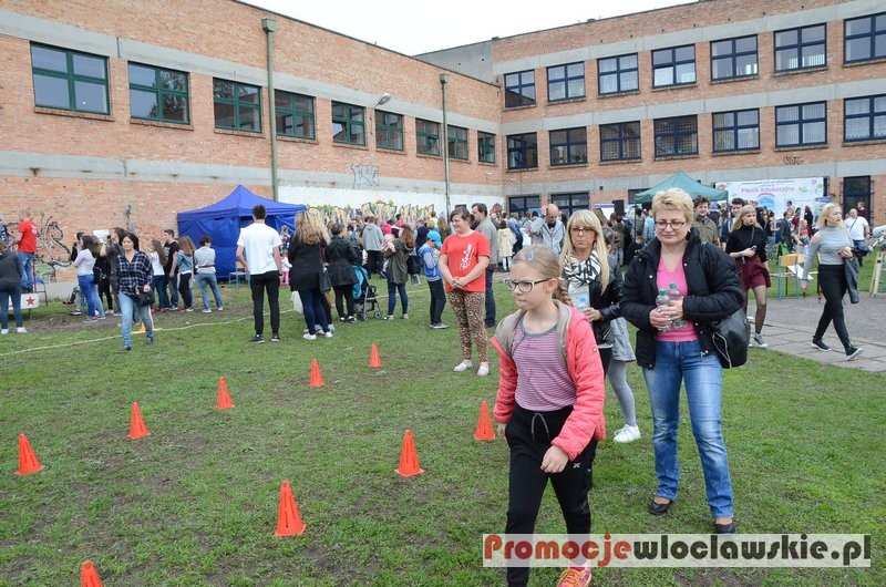 „Kosmiczny” piknik edukacyjny w „Baczyńskim” we Włocławku