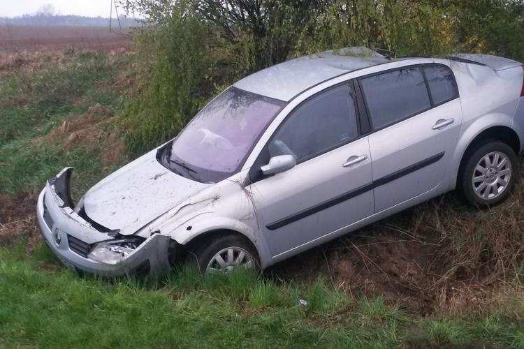 Zderzenie toyoty z renaultem [ZDJĘCIA]