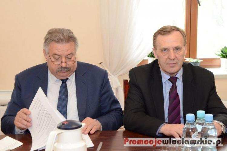 Burzliwa sesja nadzwyczajna w Baruchowie. Żądają spotkania z marszałkiem