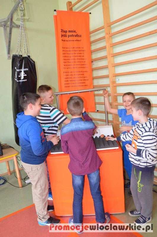 Naukobus z Centrum Nauki Kopernik w Kowalu