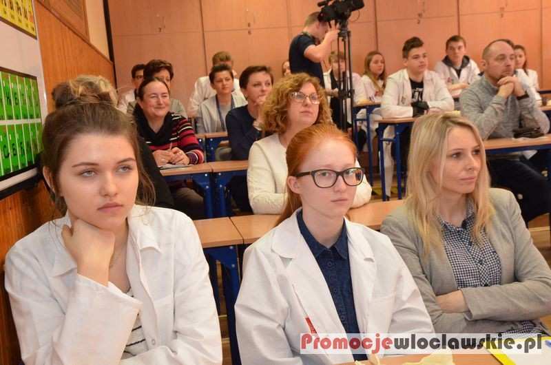„Anwilowe warsztaty chemiczne” w Zespole Szkół Chemicznych we Włoclawku 