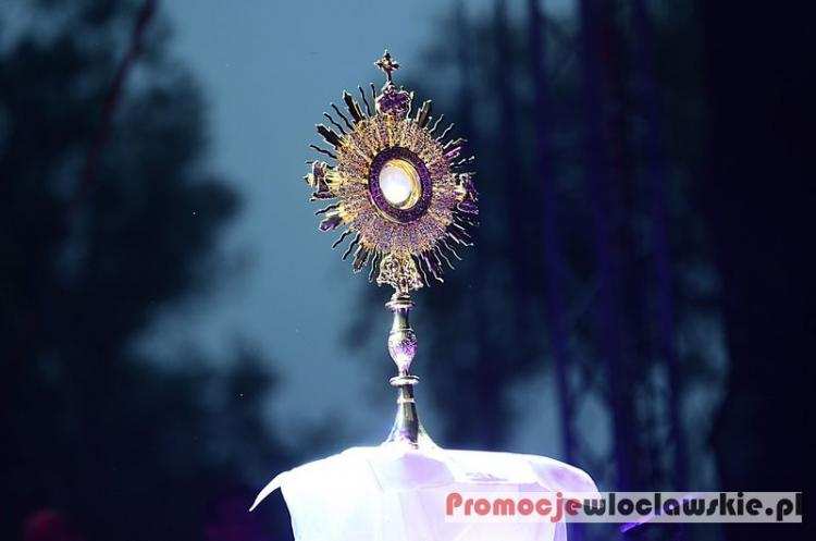 Jak mieszkańcy Włocławka i okolic chodzą do kościoła? Sprawdzili to